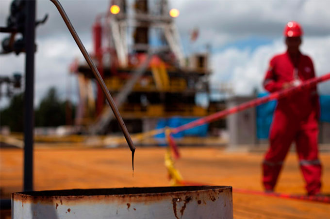 Indicadores petroleros terminaron el año por encima de los 60 dólares