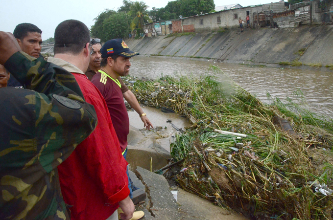 Gobierno Bolivariano atiende situación generada por lluvias en Puerto Cabello