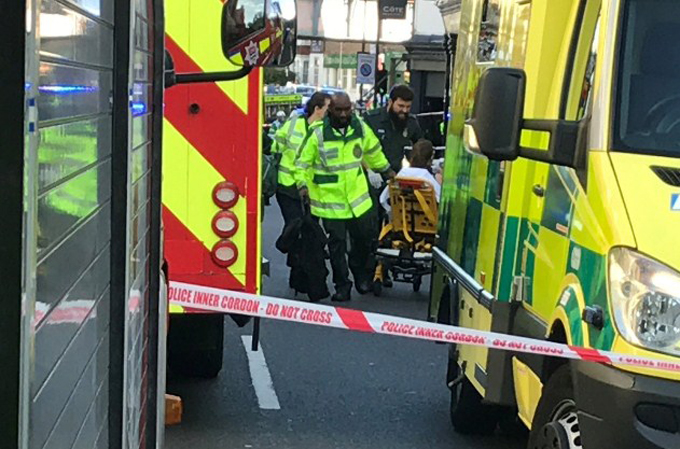 ¡Ataque terrorista! Explotó «bomba» en el metro de Londres