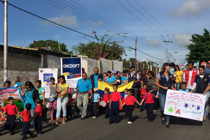Libertador: estudiantes de educación inicial caminaron “Por la Paz y Vida”