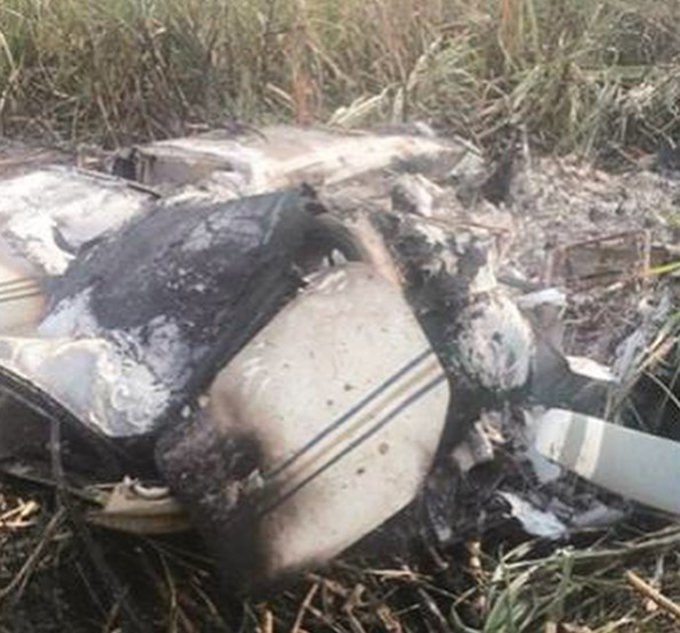 Murieron calcinadas 2 personas al precipitarse aeronave en Cojedes
