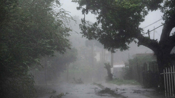 Más del 80% de los puertorriqueños continúan sin electricidad por huracán María