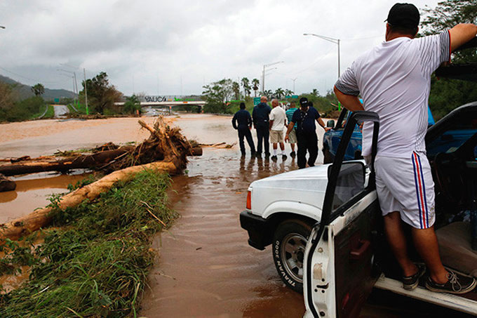 ¡Alto riesgo! Falla de presa en Puerto Rico provocó inundaciones