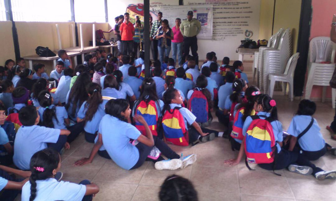 DPD promueve programa “Mi Tricolor” en aulas carabobeñas