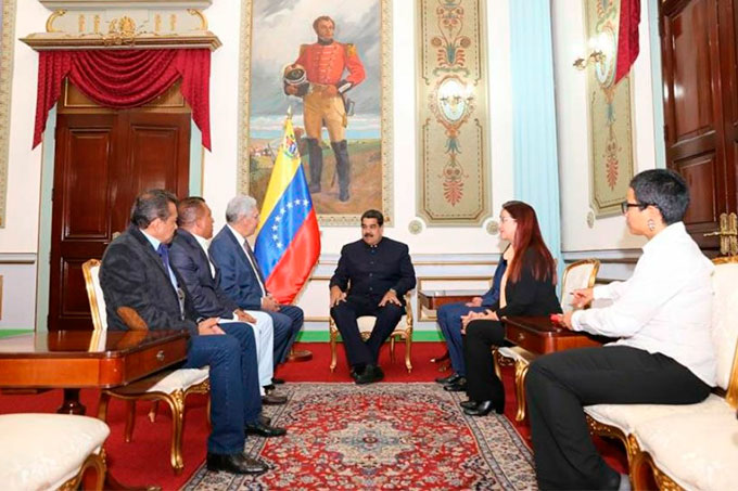 Maduro sostuvo reunión “cordial” con gobernadores opositores
