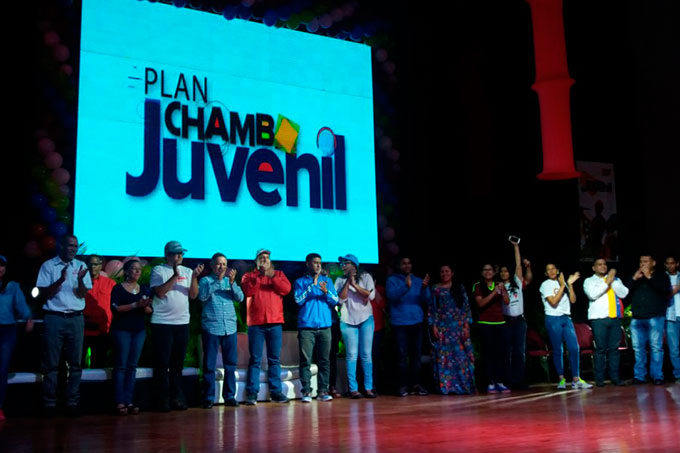 Maduro anunció lanzamiento del Plan Chamba Juvenil Agrourbana