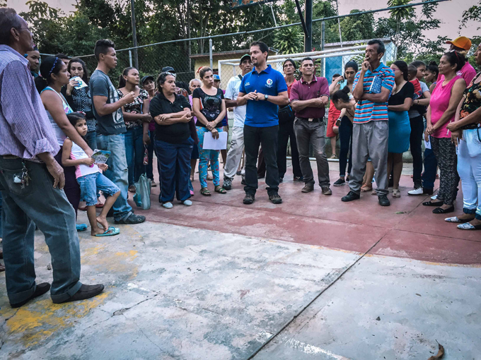 Juan Perozo aprobó transferencia de recursos a 7 comunidades de Libertador