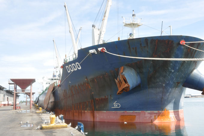 Bolipuertos: desembarcaron toneladas de azúcar y arroz en Puerto Cabello