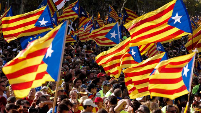 Protestaron en Barcelona contra la independencia de Cataluña