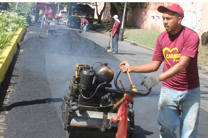 “Brigada Caza Huecos” aplicó 205 toneladas de asfalto en El Trigal