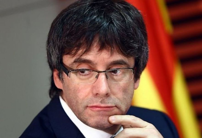 Emiten orden de captura para Puigdemont y ministros de Cataluña