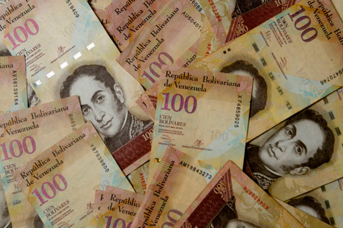 Liquidez monetaria en Venezuela ha aumentado 753,54% en un año