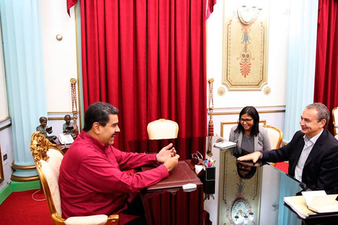 Maduro se reunió con Zapatero para continuar proceso de diálogo