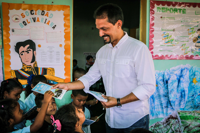 Juan Perozo llevó “Libertador a Todo Color” a preescolares de Tocuyito