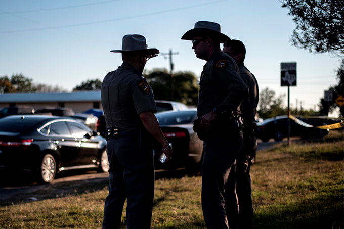 Confirman que autor de tiroteo en iglesia de Texas se suicidó