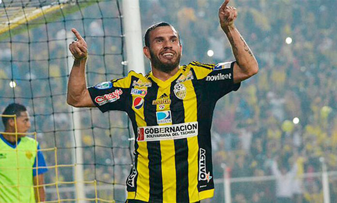 «Zurdo» Rojas cerró su etapa como futbolista del Dvo Táchira (+tuits)