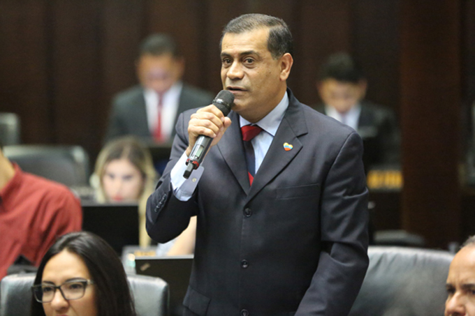 Gilberto Pinto: es incoherente que la oposición no participe en municipales