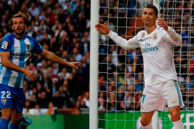 Real Madrid venció al Málaga y recortó la distancia con el Barcelona