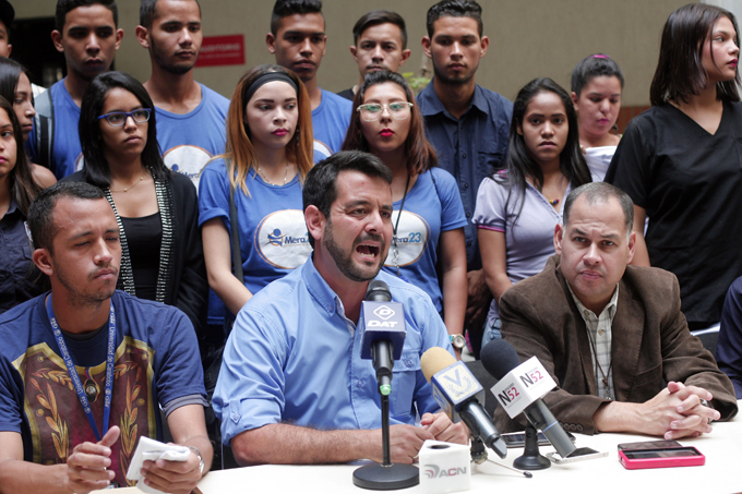 Estudiantes UC respaldan candidatura de Francisco “Pancho” Pérez Lugo