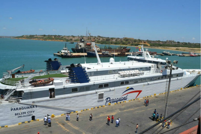 Víctor Clark se reunió en Aruba para activar ruta naviera de carga
