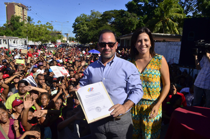 Juan Carlos Betancourt fue proclamado por el CNE como alcalde de Puerto Cabello