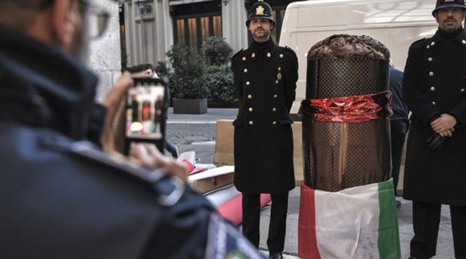 ¡Maravilloso! En Milán celebran la Navidad con un Panetón gigante