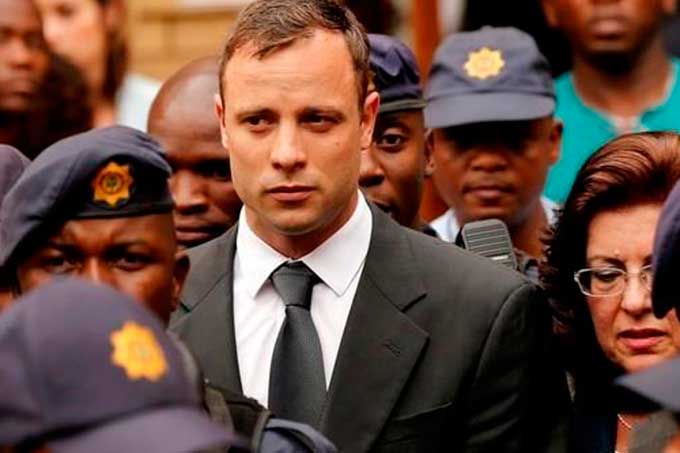 Pistorius apeló sentencia por asesinato de su novia