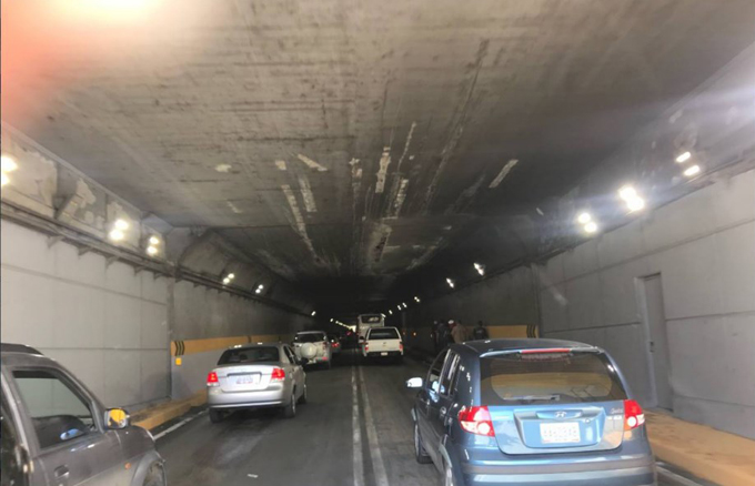 túnel Boquerón II, ubicado en la autopista Caracas-La Guaira, se encuentran en excelentes condiciones tras trabajos realizados desde este viernes.