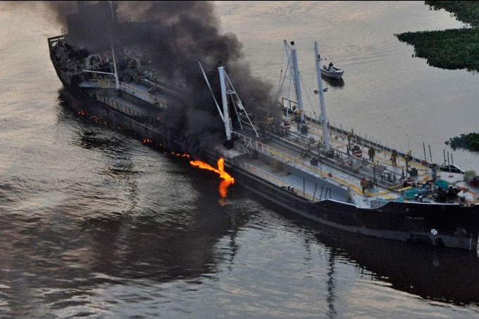 Choque de buques en China deja 32 personas desaparecidas