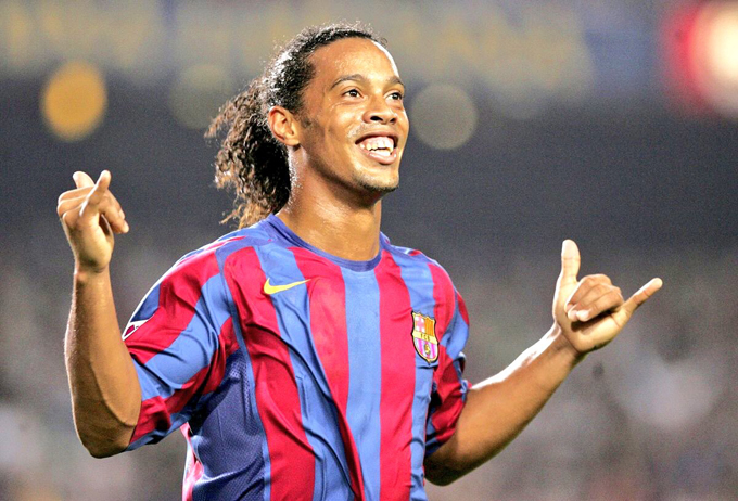 ¡Se va un genio! Ronaldinho anunció retiro del fútbol profesional