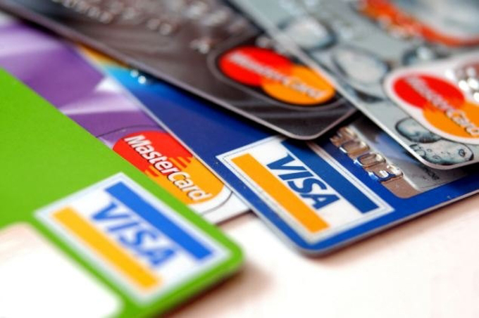 Sudeban instó a los bancos a incrementar límites en tarjetas de créditos