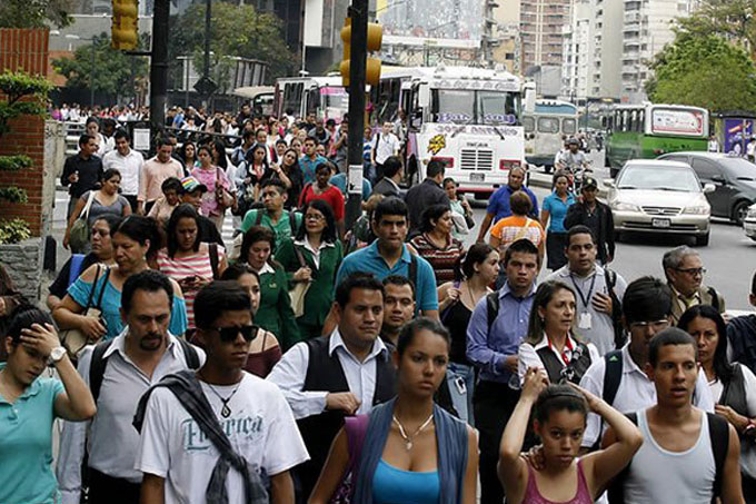 Fedecámaras: venezolanos renuncian a sus empleos ante el poco salario