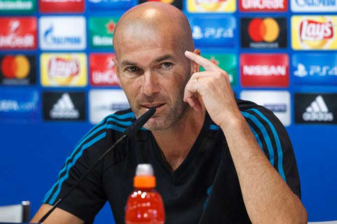 Zinedine Zidane dijo estar cansado de escuchar que el Madrid está mal