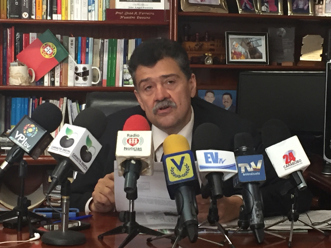 José Ángel Ferreira: deserción estudiantil se ha incrementado en el país