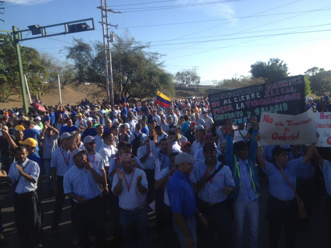 Así fue la marcha de trabajadores en Carabobo: exigieron mejoras laborales
