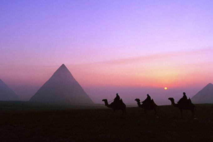 Revelan posible truco egipcio para alinear sus pirámides