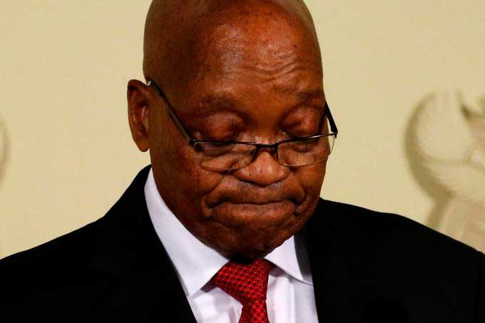 Presidente de Sudáfrica presentó renuncia