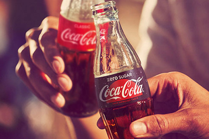 ¡Sorprendente! Coca-Cola lanzará una bebida alcohólica