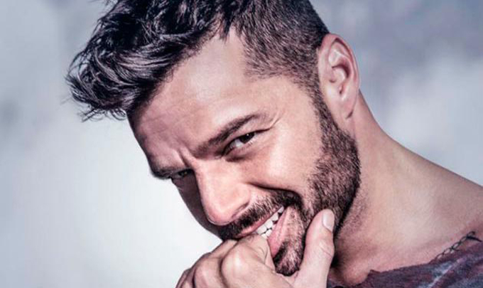 Ricky Martin presume su trasero desnudo en redes sociales (+fotos)