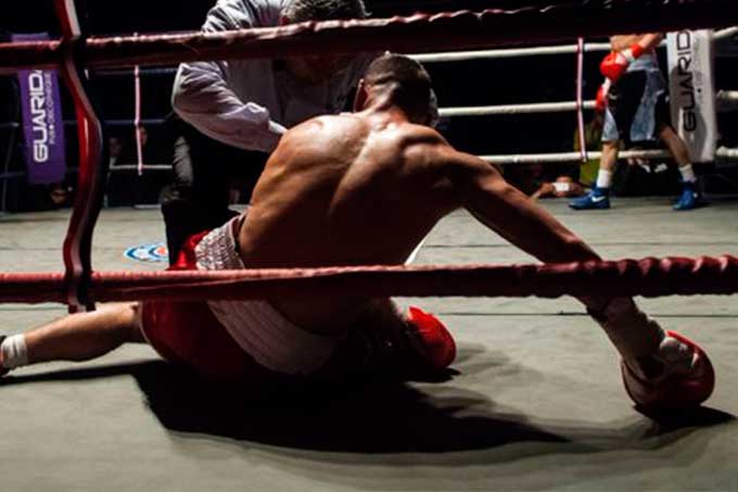 Boxeador venezolano Yeison Cohen continúa en cuidados intensivos