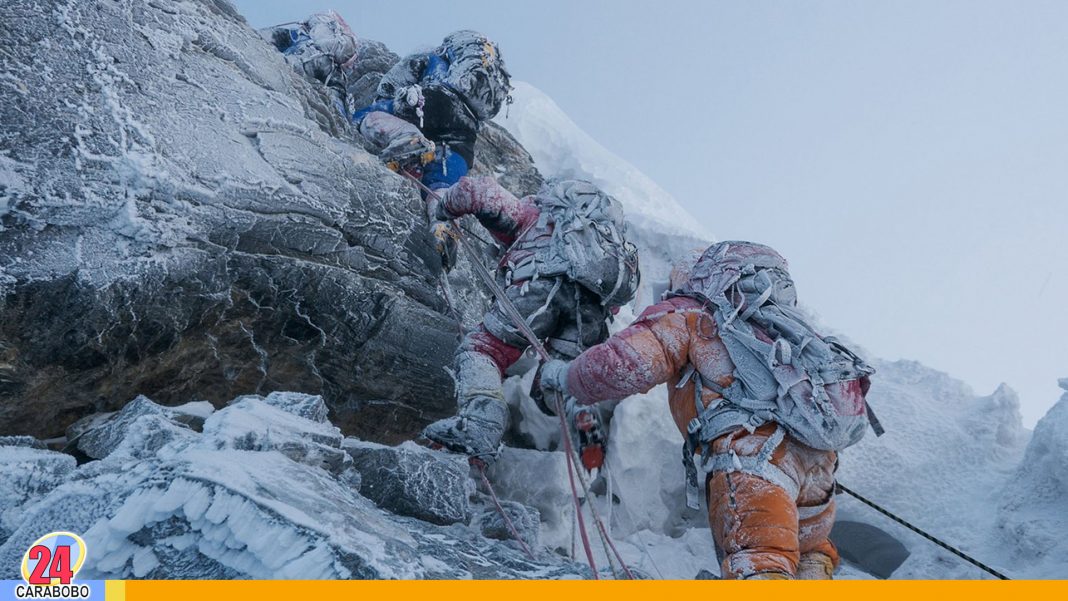 noticias24carabobo-Mueren alpinistas por embotellamiento en el monte Everest