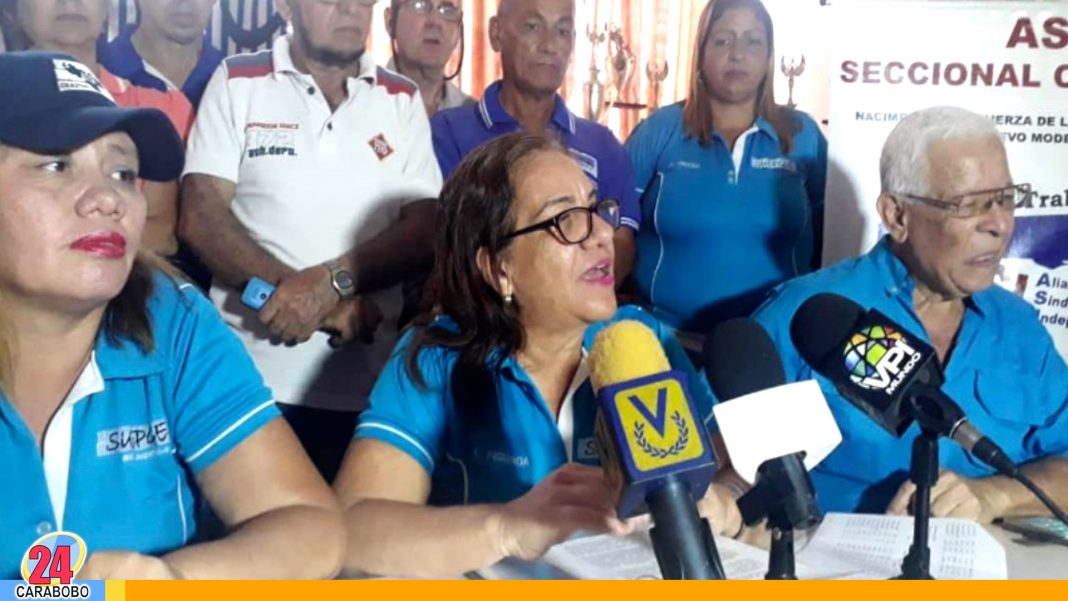 Trabajadores de gobernación en Carabobo - Noticias 24 Carabobo