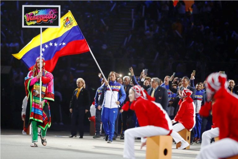 Lima abrió su fiesta y Venezuela desfiló en los Panam