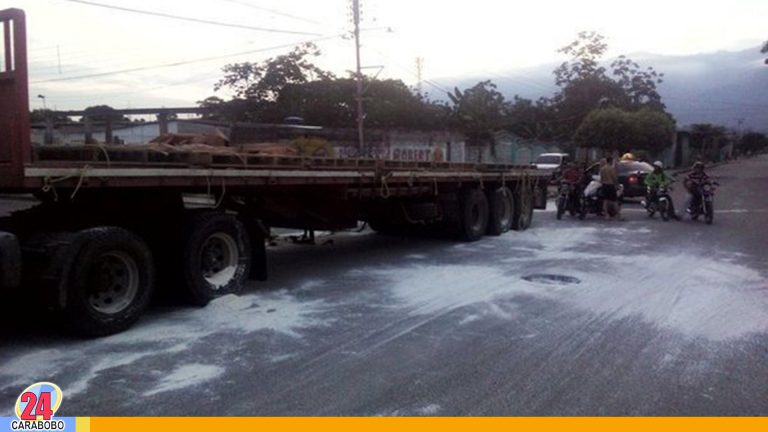 Saquearon gandola cargada de arroz a la entrada de Caracas
