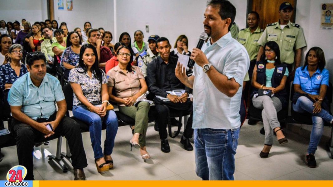 Noticias 24 Carabobo - Policía libertador charlas talleres tocuyito comunidad