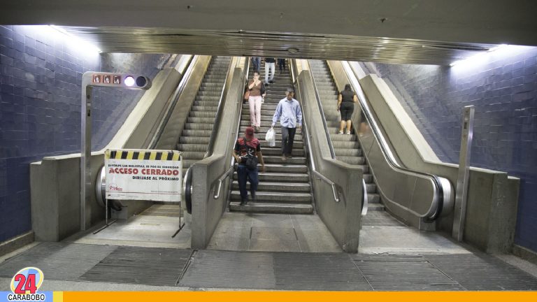 ¡Olvido! las escaleras mecánicas del Metro de Valencia inservibles