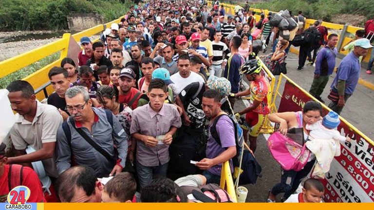 ¿Ventana o pasillo? Cuatro de 10 venezolanos quieren irse antes del fin de año