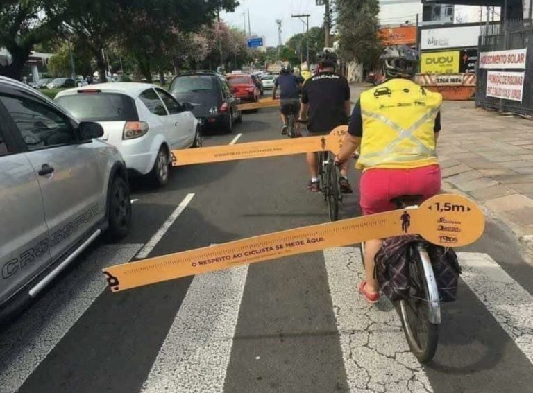 ¡Atentos en la vía! Ciclistas piden metro y medio de distancia
