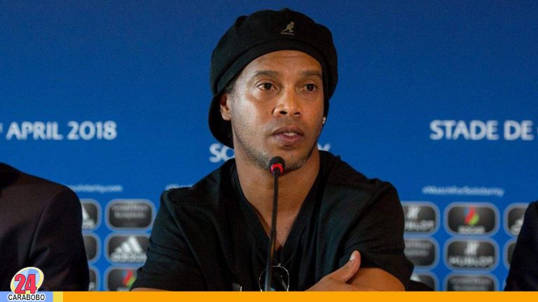 Ronaldinho no ha respondido ante las deudas en Brasil