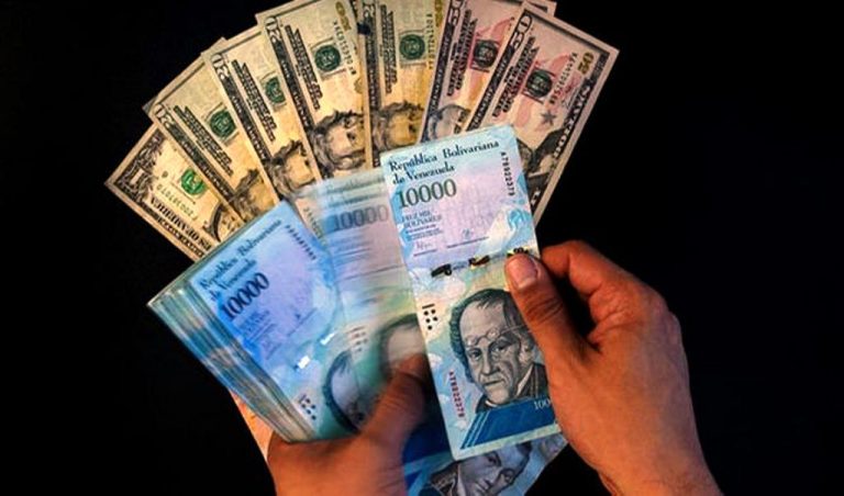 Bolívar se depreció ante el dólar 52,07% solo en agosto